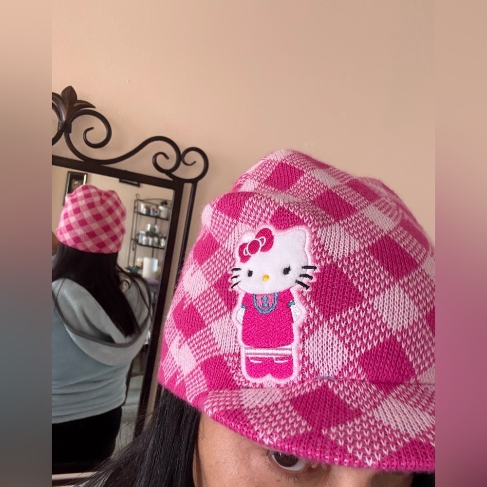 Hello Kitty beanie stripe knit kids cap hat OS pink purple winter vintage y2k